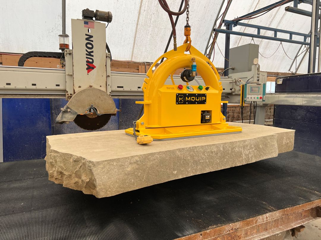 The MQUIP Grizzly vacuum lifter